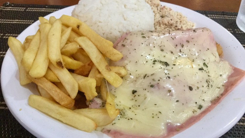 O delicioso parmegiana de frango.